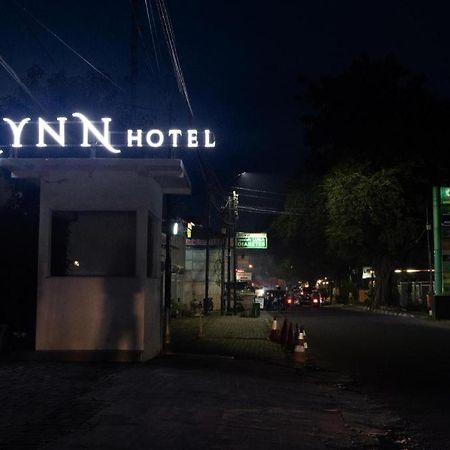 Lynn Hotel Serang Luaran gambar