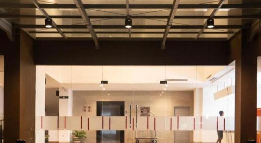 Lynn Hotel Serang Luaran gambar